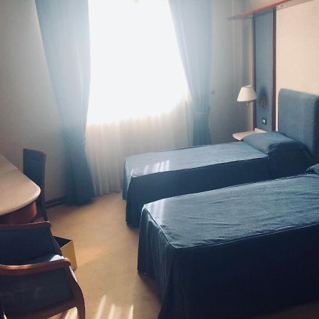 L'Isola Di Aurora Hotel Martirano Екстериор снимка