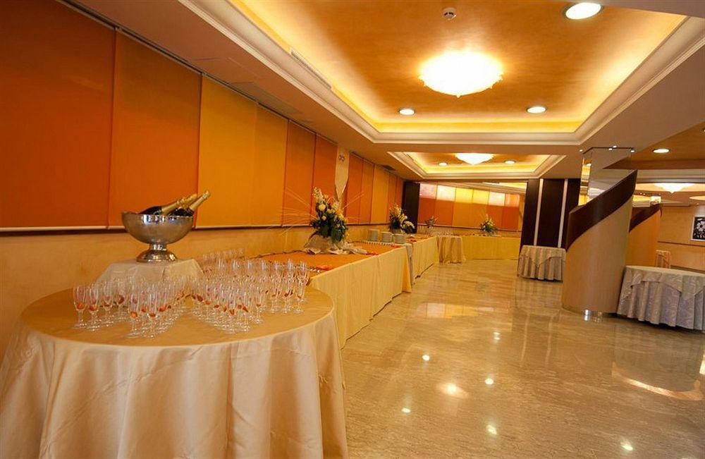 L'Isola Di Aurora Hotel Martirano Екстериор снимка